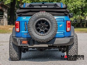Ford Bronco Lift Kit - 2" - M1R Reservoir Struts - Rough Country 